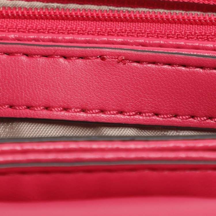 Pre Owned Michael Kors Pink Leather Jet Set Charm Crossbody Bag