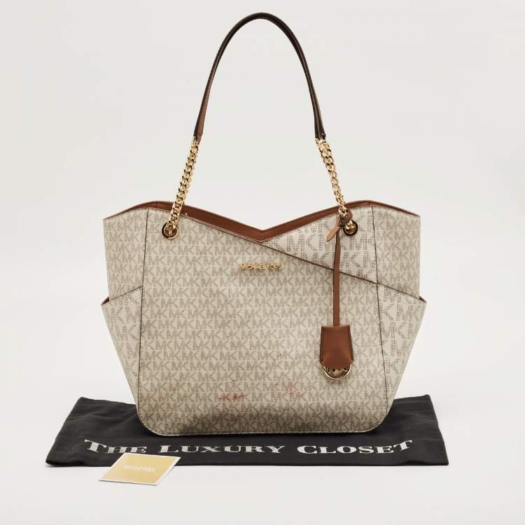 Pre Owned Michael Kors White/Brown Signature Coated Canvas and Leather Large Jet Set Travel Chain Bag
