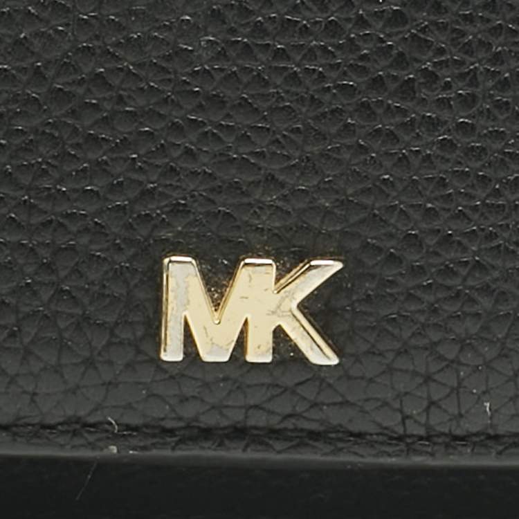 Pre Owned Michael Kors Black Leather Mott Wallet on Strap