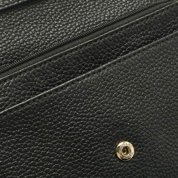 Pre Owned Michael Kors Black Leather Mott Wallet on Strap
