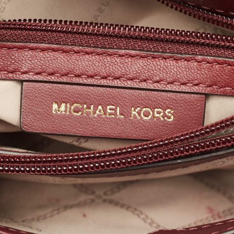مملوكة مسبقًا Michael Kors Burgundy Quilted Leather Small Sloan Shoulder Bag