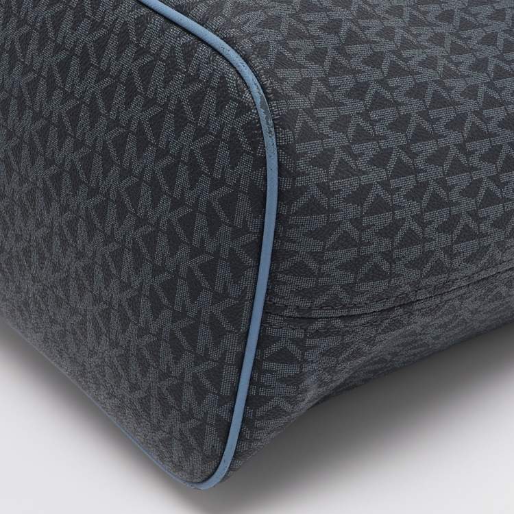 Pre Owned Michael Kors Blue Signature Coated Canvas and Leather Jet Set Travel Tote