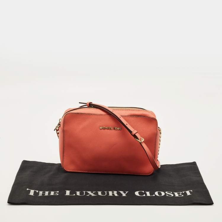 Pre Owned Michael Kors Jet Set Camera Peach Leather Crossbody Bag