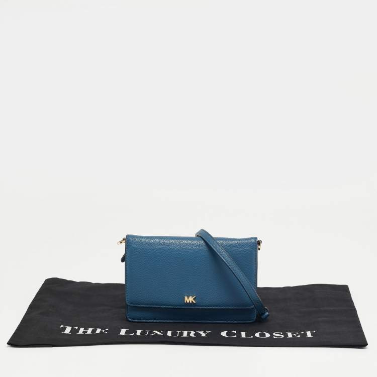 Pre Owned Michael Kors Mott Blue Leather Phone Crossbody Bag