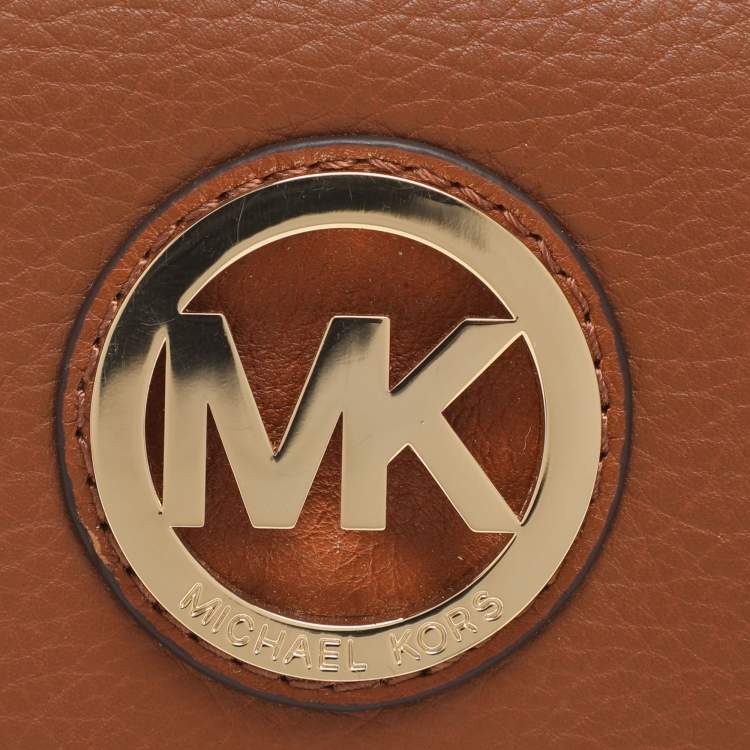 Pre Owned Michael Kors Fulton Brown Leather Flap Continental Wallet
