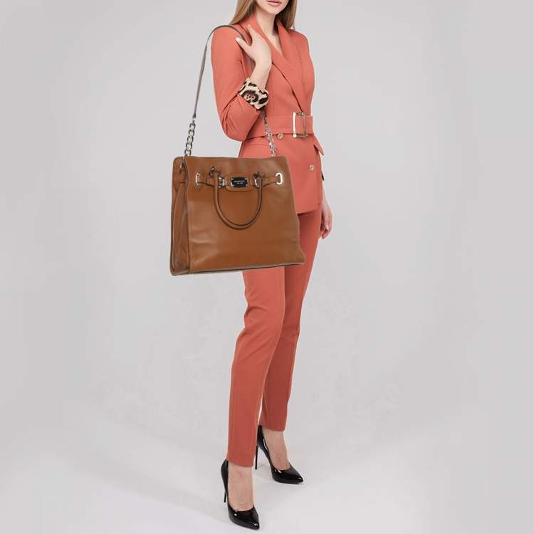 مملوكة مسبقًا Michael Kors Hamilton Large Tan Leather Tote