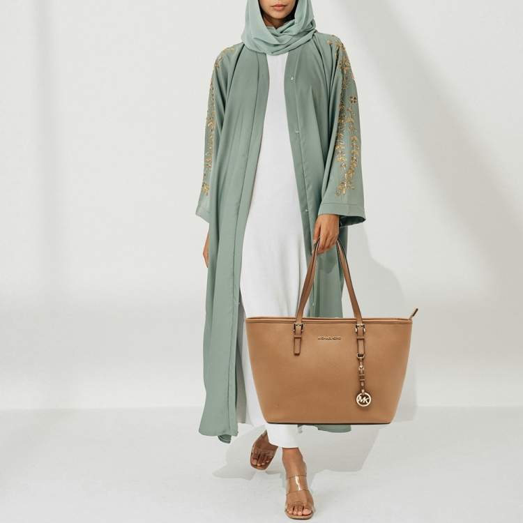 Pre Owned Michael Kors Jet Set Zip Large Tan Leather Tote