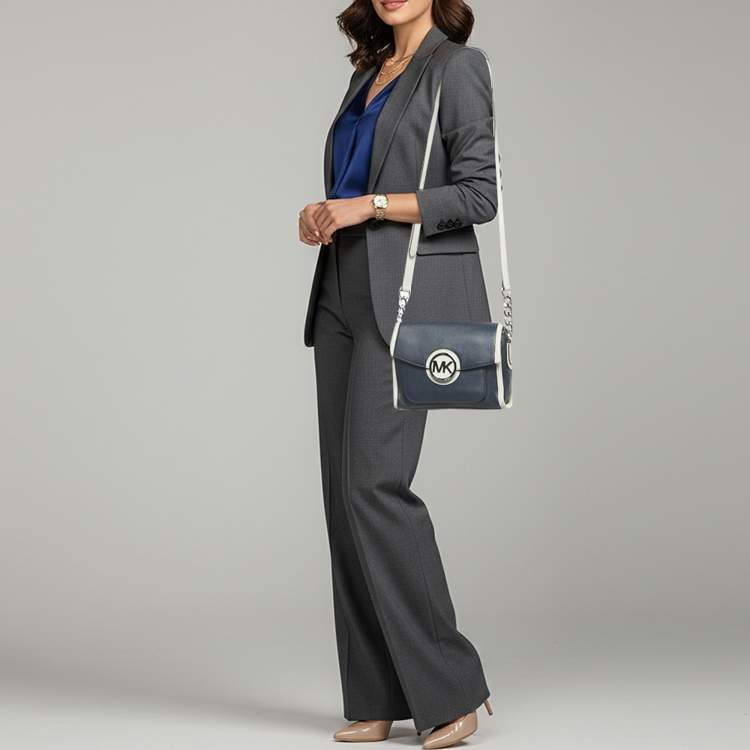 Pre Owned Michael Kors Margo Navy Blue/White Leather Crossbody Bag