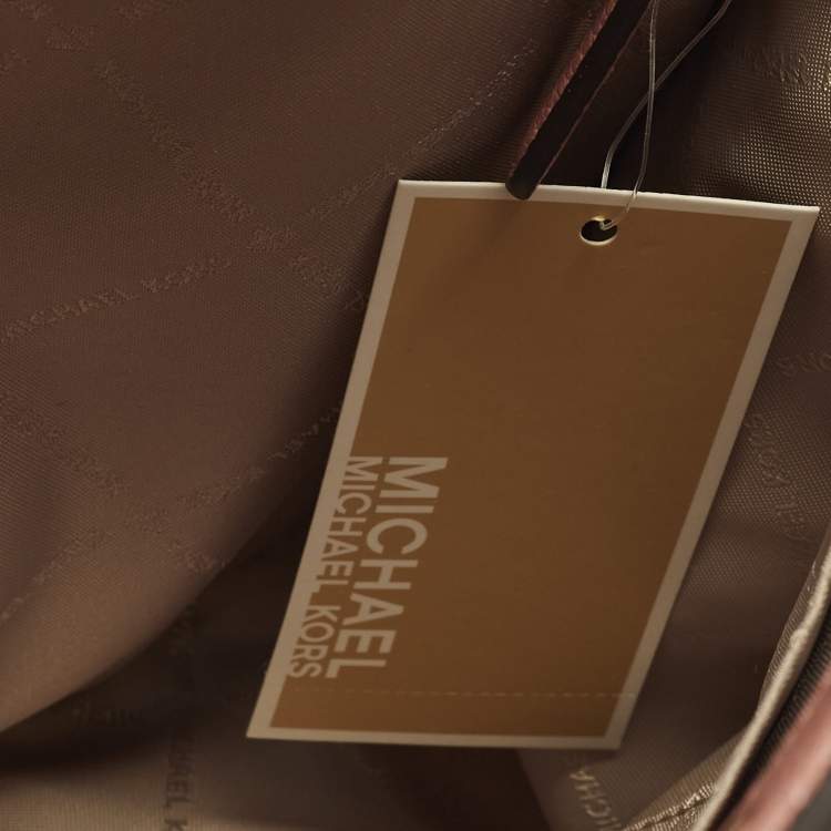 مملوكة مسبقًا Michael Kors Briley Large Pink Signature Coated Canvas Messenger Bag