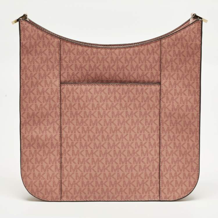 مملوكة مسبقًا Michael Kors Briley Large Pink Signature Coated Canvas Messenger Bag