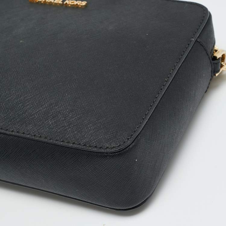 Pre Owned Michael Kors Jet Set Black Saffiano Leather Crossbody Bag