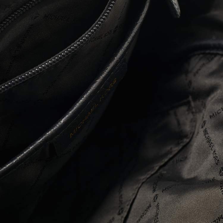 مملوكة مسبقًا Michael Kors Studded Abbey Black Leather Backpack