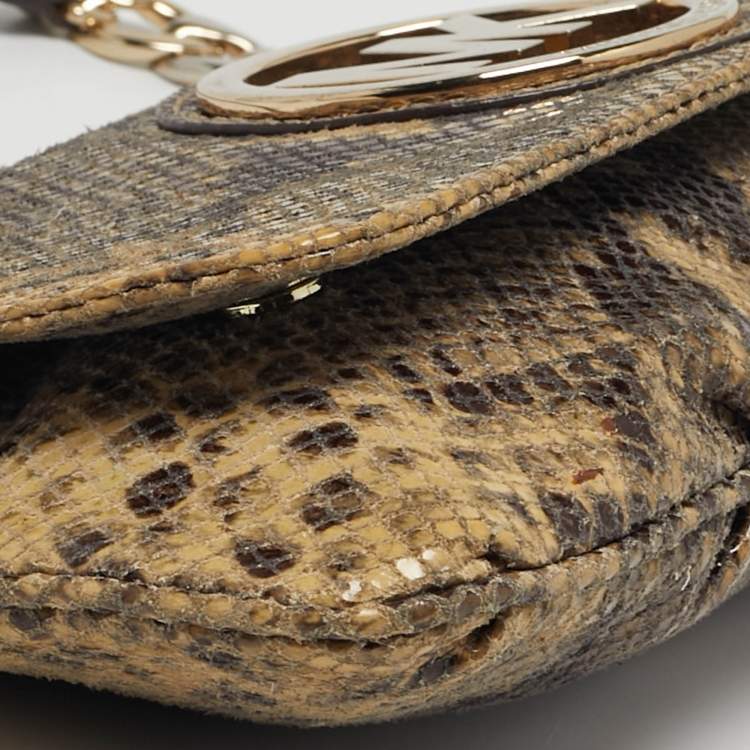 مملوكة مسبقًا Michael Kors Logo Flap Light Green Python Embossed Leather Chain Clutch