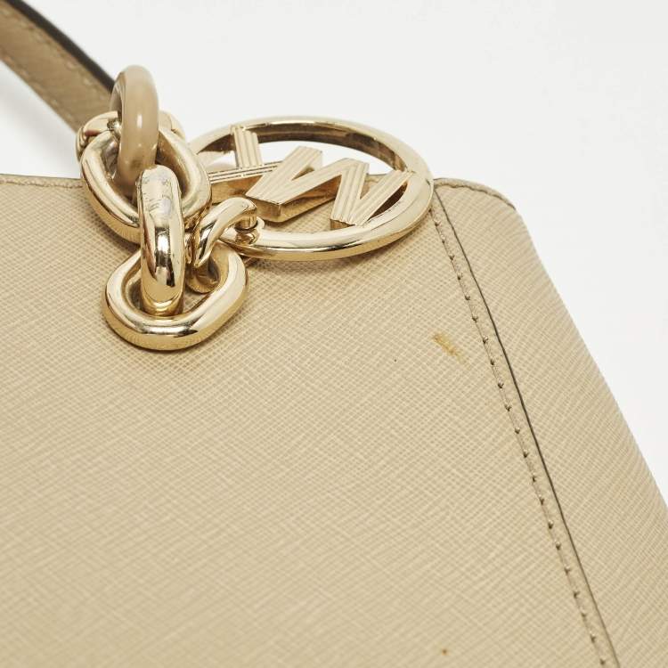 مملوكة مسبقًا Michael Kors Cynthia Small Beige Leather Tote