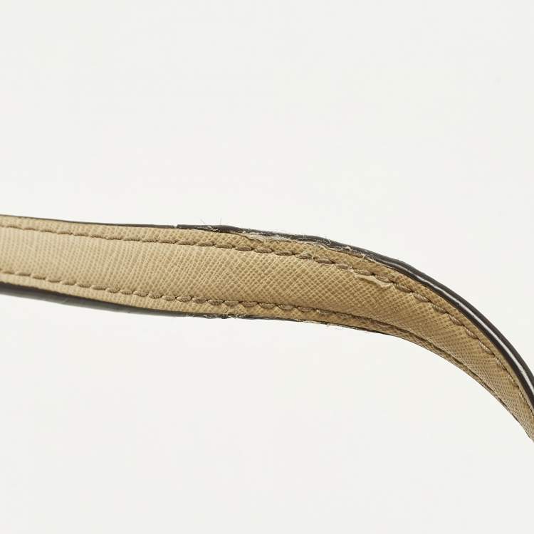 مملوكة مسبقًا Michael Kors Cynthia Small Beige Leather Tote