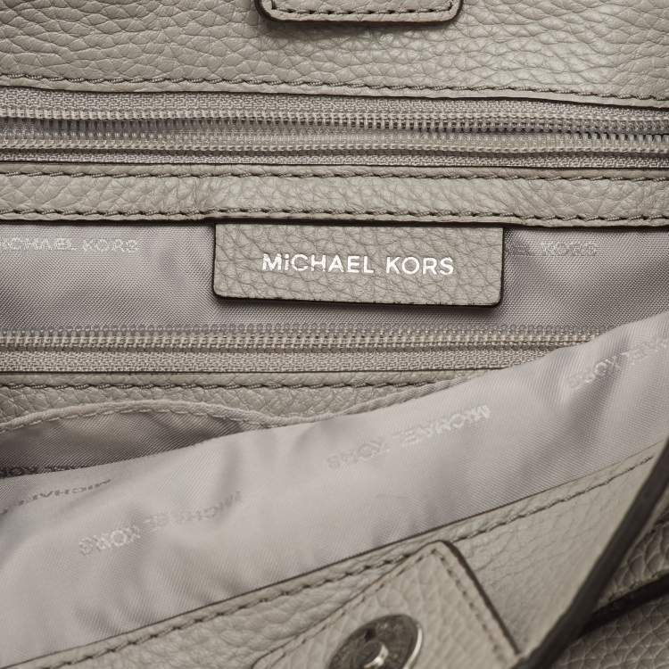 Pre Owned Michael Kors Jet Set Grey Leather Shoulder Bag