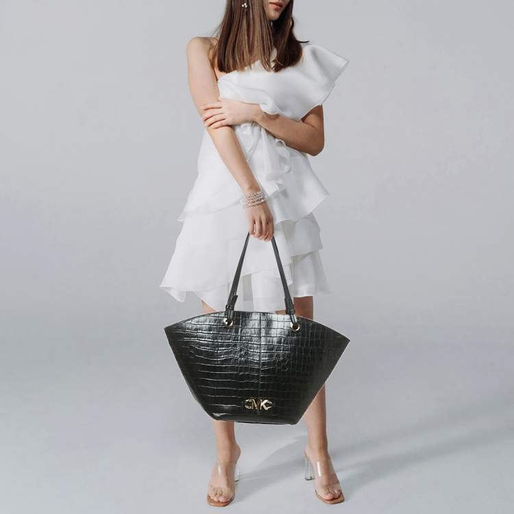 Pre Owned Michael Kors Izzy Black Croc Embossed Leather Tote
