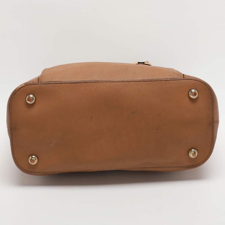 Pre Owned Michael Kors Jet Set Brown Saffiano Leather Snap Pocket Tote