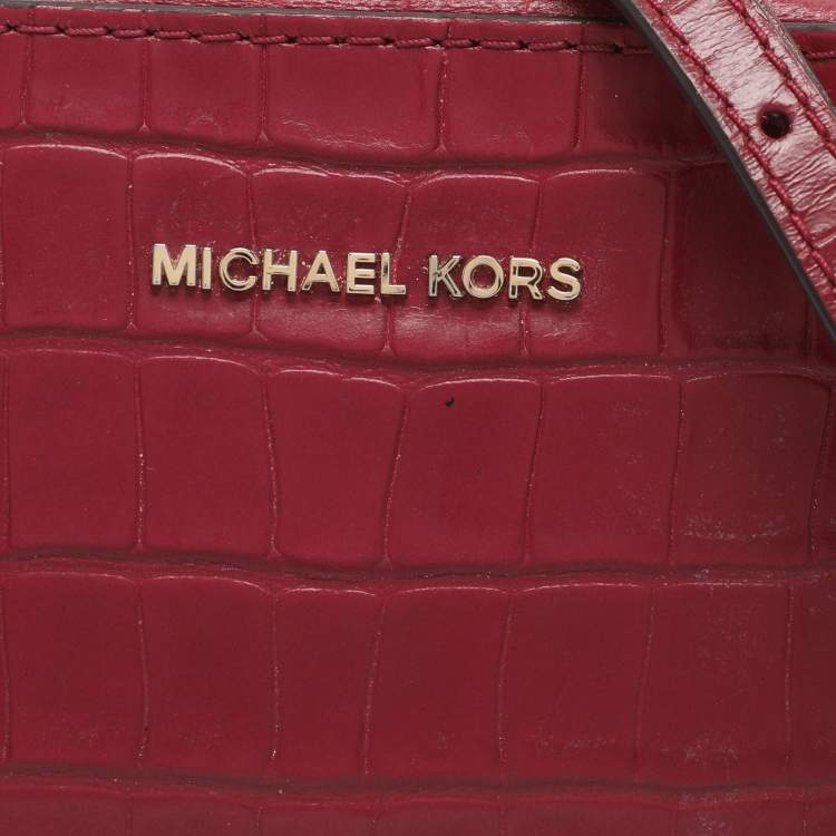 Pre Owned Michael Kors Ginny Medium Fuchsia Croc Embossed Leather Shoulder Bag