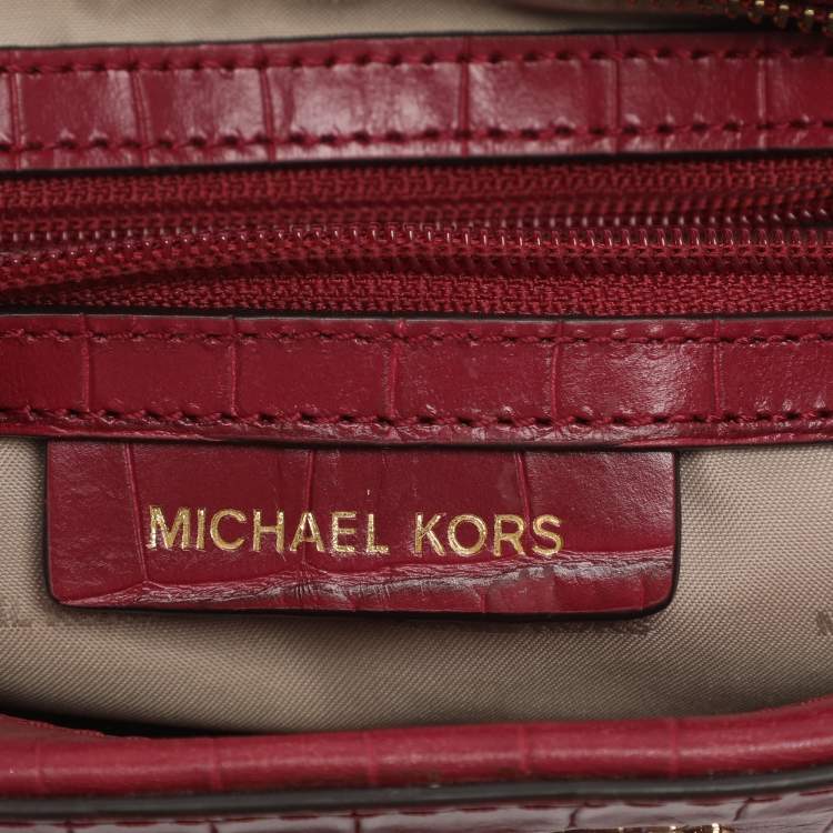 Pre Owned Michael Kors Ginny Medium Fuchsia Croc Embossed Leather Shoulder Bag