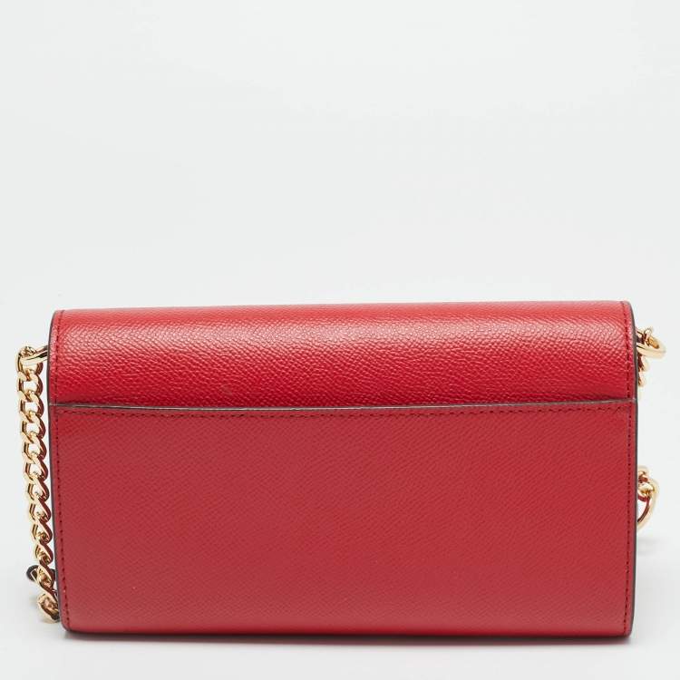 مملوكة مسبقًا Michael Kors Envelope Red Leather Crossbody Bag