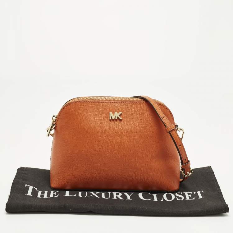Pre Owned Michael Kors Dome Orange Leather Crossbody Bag