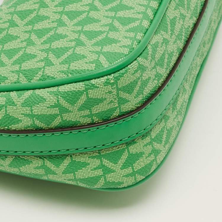 Pre Owned Michael Kors Jet Set Green Signature Coated Canvas Chain Pochette