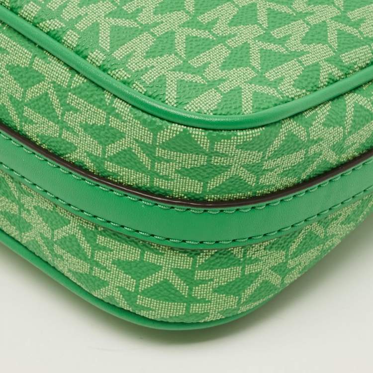 Pre Owned Michael Kors Jet Set Green Signature Coated Canvas Chain Pochette