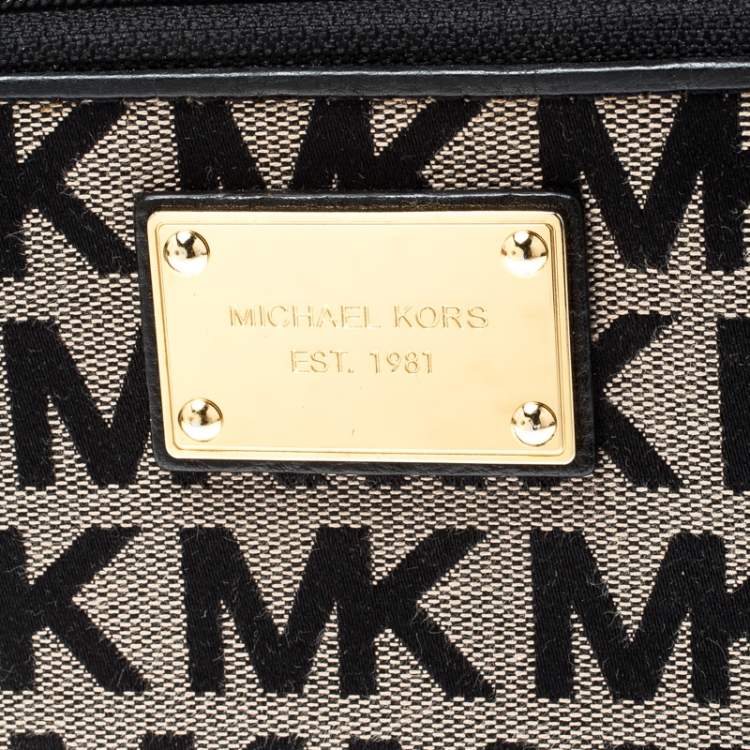 Pre Owned Michael Kors Black Signature Canvas Zip Around Wallet
