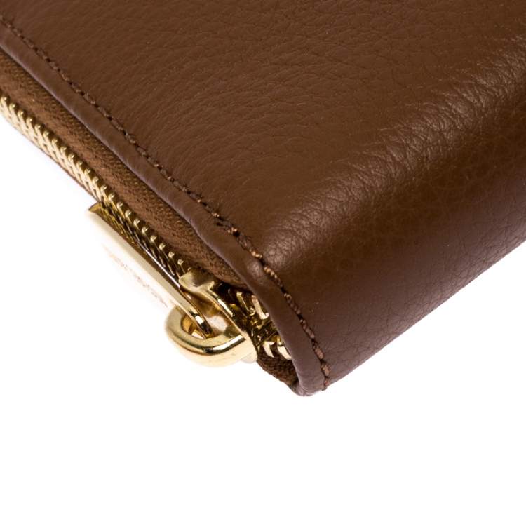 Pre Owned Michael Kors Brown Leather Bedford Continental Wallet