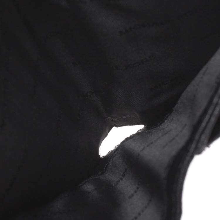 Pre Owned Michael Kors Black Leather Short Jet Set Trifold Wallet