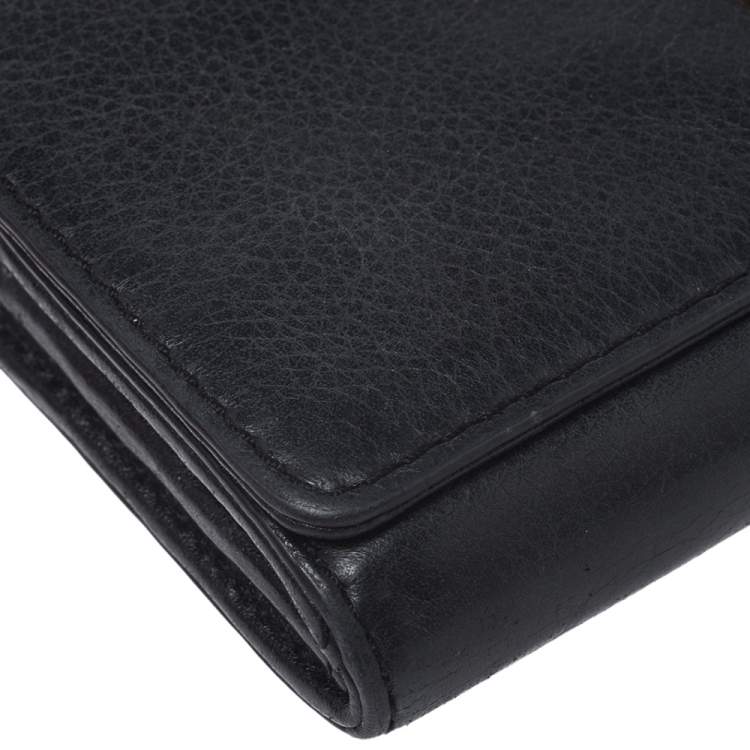 مملوكة مسبقًا Michael Kors Black Leather Flap Continental Wallet