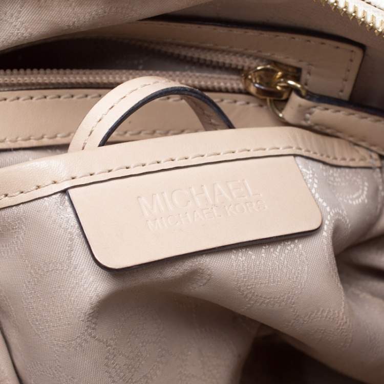 Pre Owned MICHAEL Michael Kors Beige Signature Coated Canvas Cindy Dome Satchel