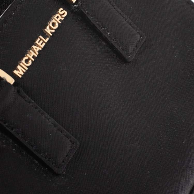 Pre Owned MICHAEL Michael Kors Black Leather Mini Dillon Crossbody Bag