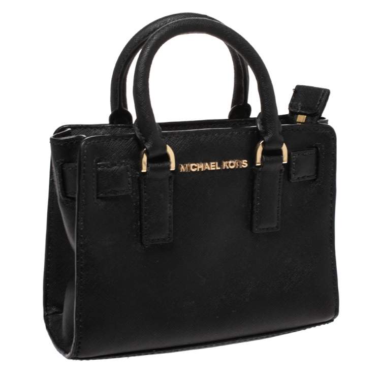 Pre Owned MICHAEL Michael Kors Black Leather Mini Dillon Crossbody Bag