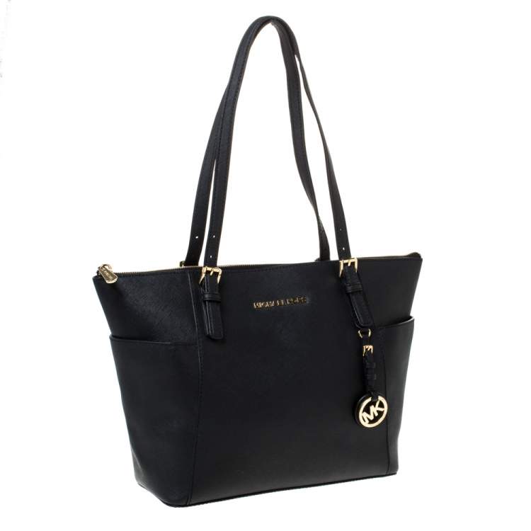 Pre Owned Michael Michael Kors Black Leather Medium Jet Set Top Zip Tote