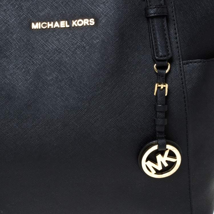 Pre Owned Michael Michael Kors Black Leather Medium Jet Set Top Zip Tote