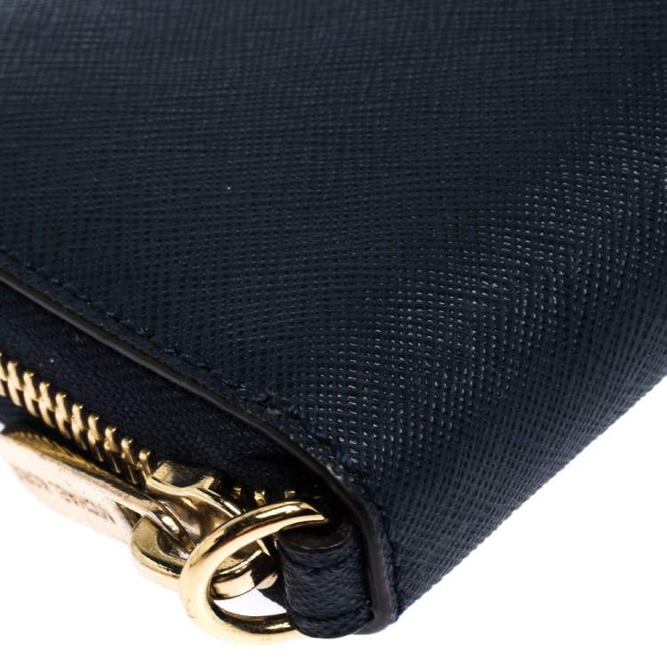 Pre Owned Michael Kors Blue Leather Zip Around Wristlet Wallet