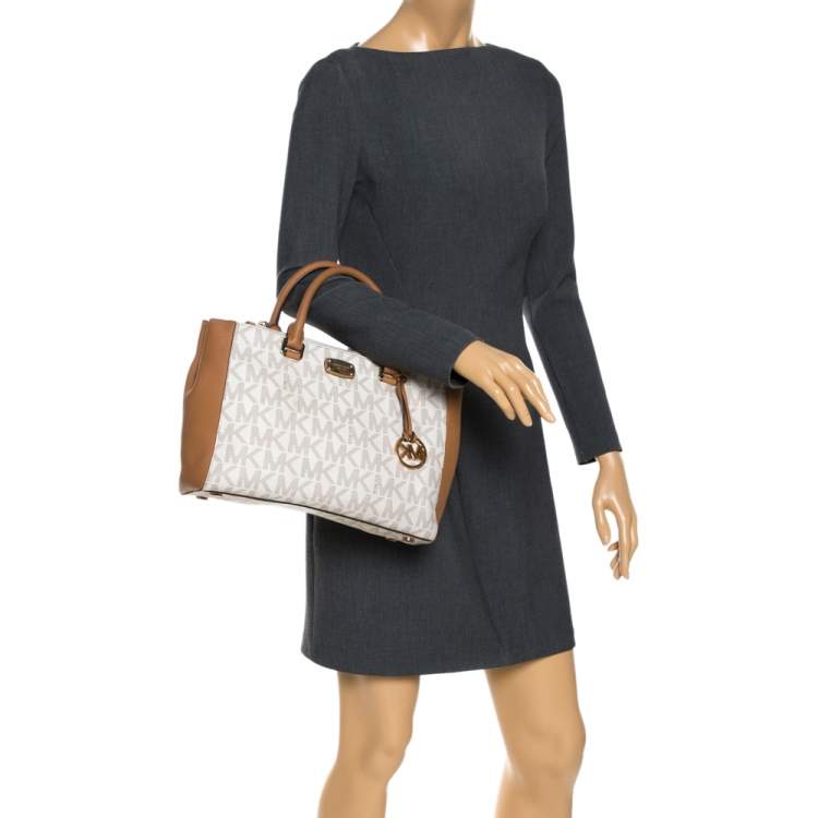 Pre Owned MICHAEL Michael Kors Beige/Tan Monogram Coated Canvas and Leather Tote