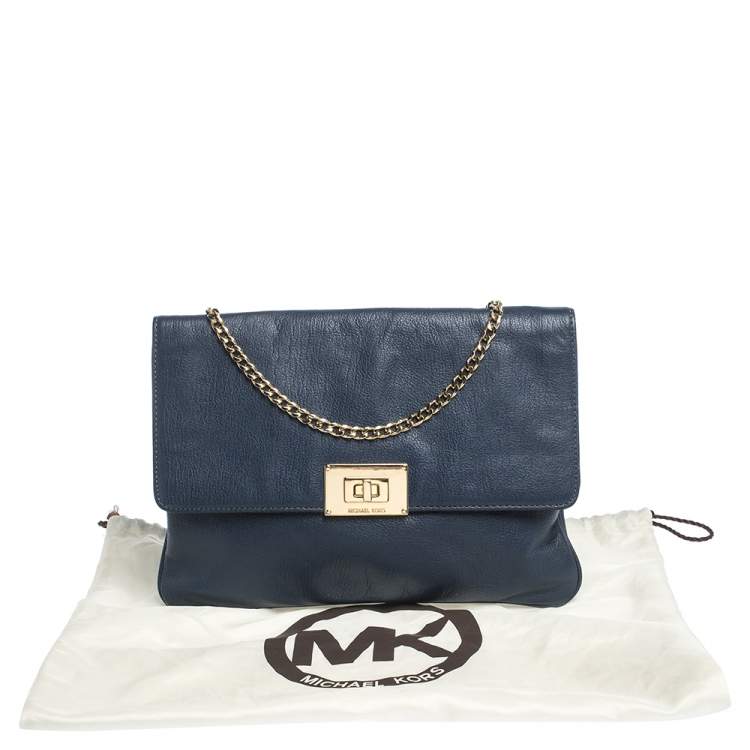 Pre Owned MICHAEL Michael Kors Blue Leather Turnlock Chain Clutch