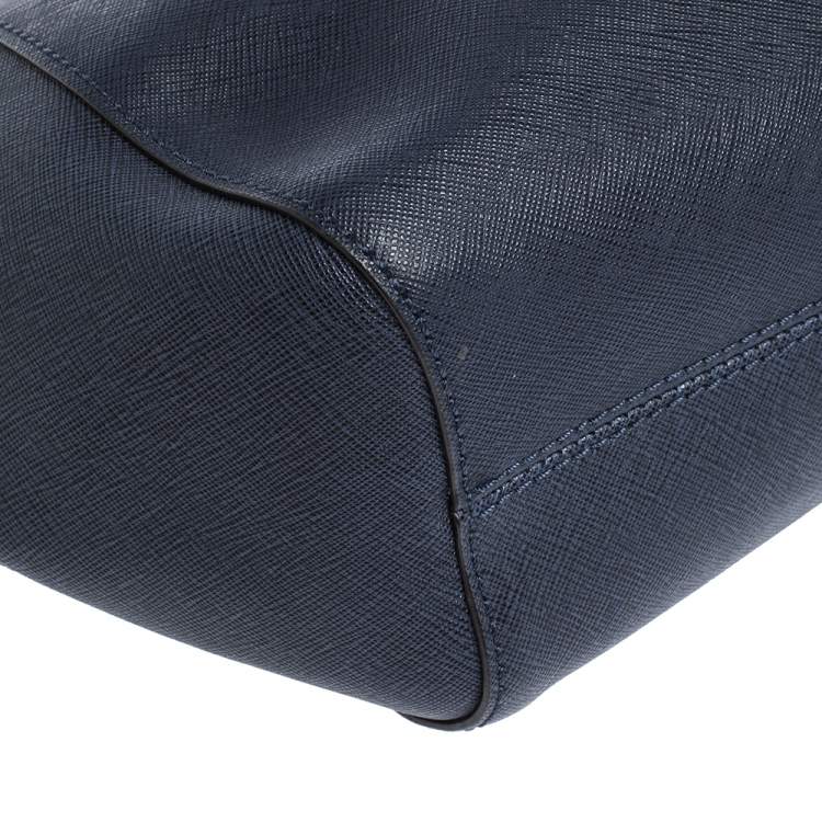 Pre Owned Michael Kors Navy Blue Leather Jet Set Travel Chain Shoulder Bag