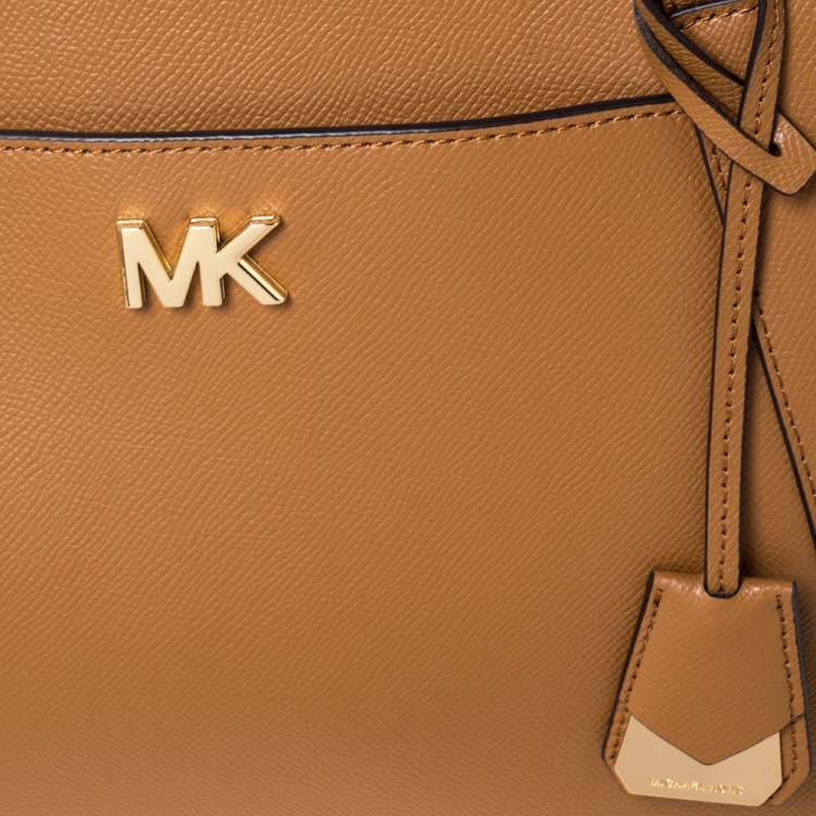 Pre Owned Michael Kors Tan Leather Maddie East/West Top Zip Tote
