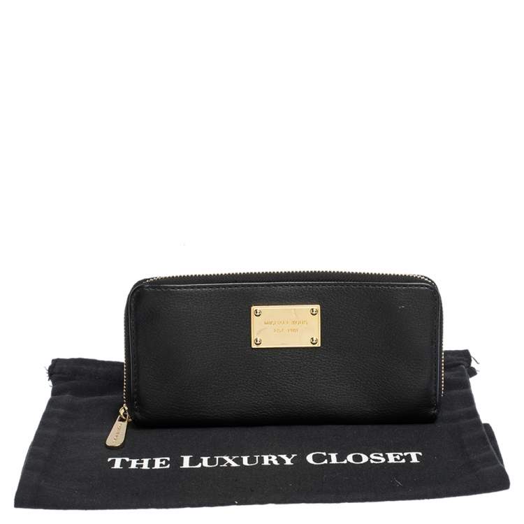 Pre Owned Michael Kors Black Leather Jet Set Zip Around Wallet