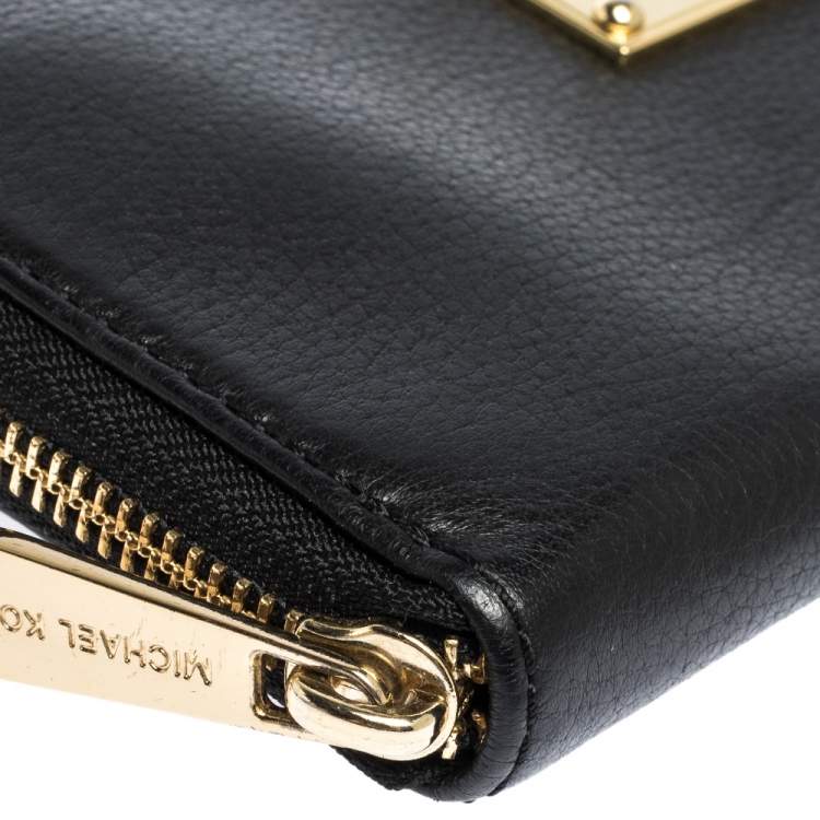 Pre Owned Michael Kors Black Leather Jet Set Zip Around Wallet