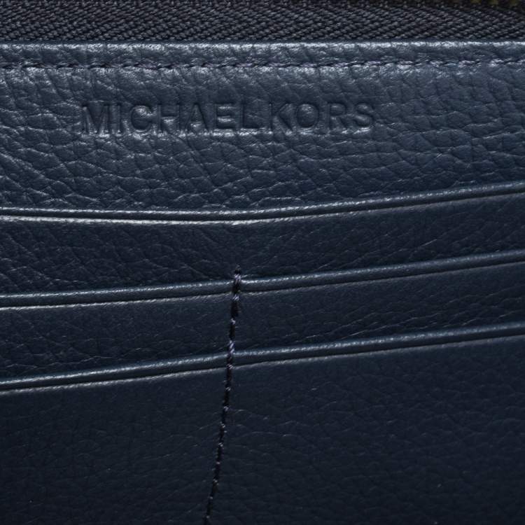 Pre Owned Michael Kors Blue Leather Jet Set Zip Around Wallet