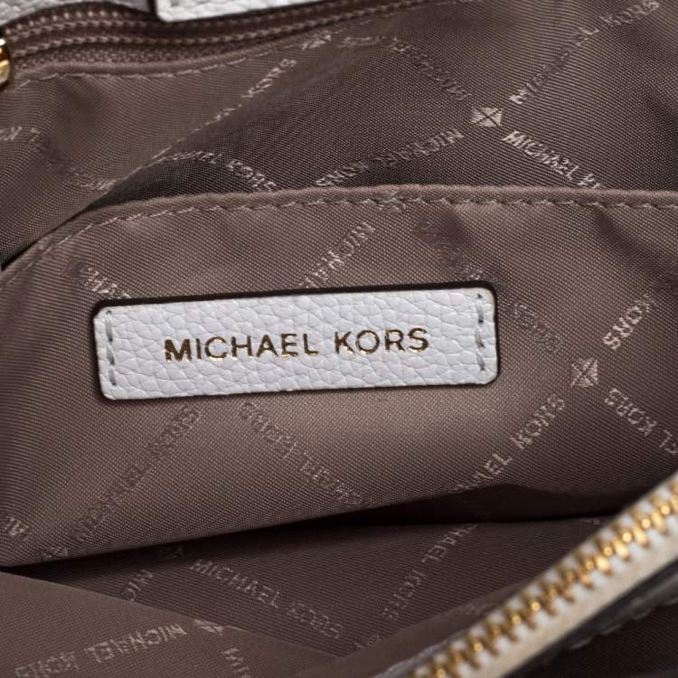 Pre Owned Michael Kors White Leather and Straw Medium Kinsley Accordion Tote