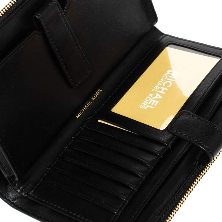 Pre Owned Michael Kors Black Leather Adele Studded Wrislet Wallet