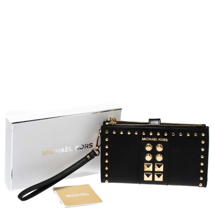 Pre Owned Michael Kors Black Leather Adele Studded Wrislet Wallet