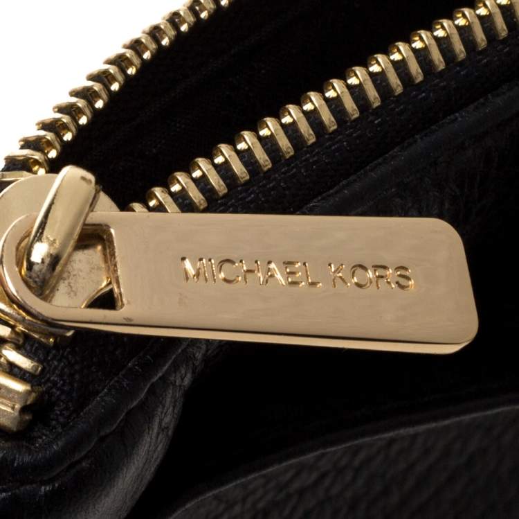 مملوكة مسبقًا Michael Kors Black Leather Fulton Crossbody Bag