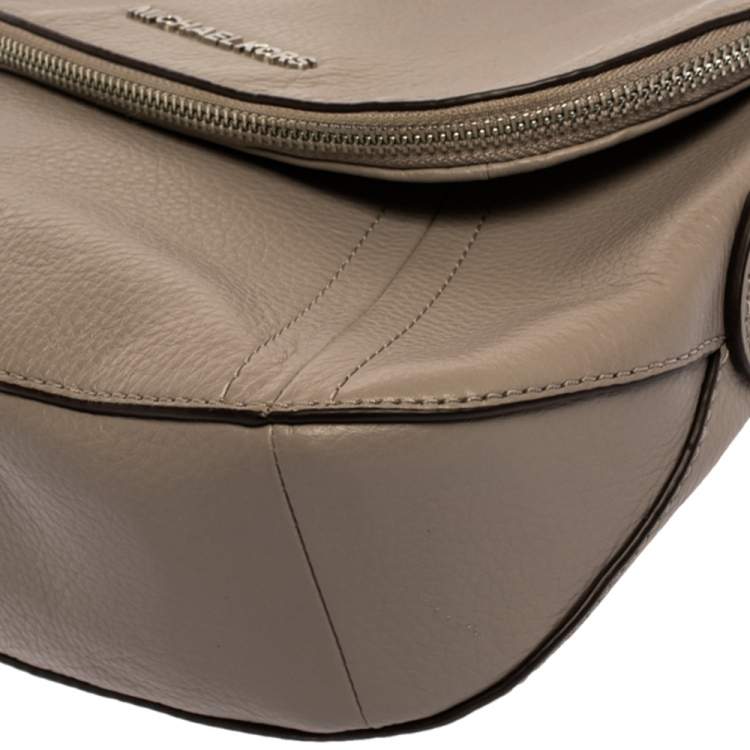 Pre Owned Michael Kors Ash Grey Leather Medium Aria Flap Shoulder Bag